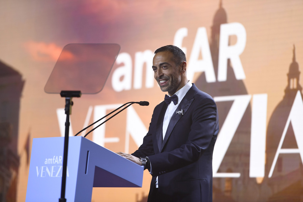 Mohammed Al Turki accepts amfAR’s Philanthropic Leadership Award. (Photo: Ryan Emberley)