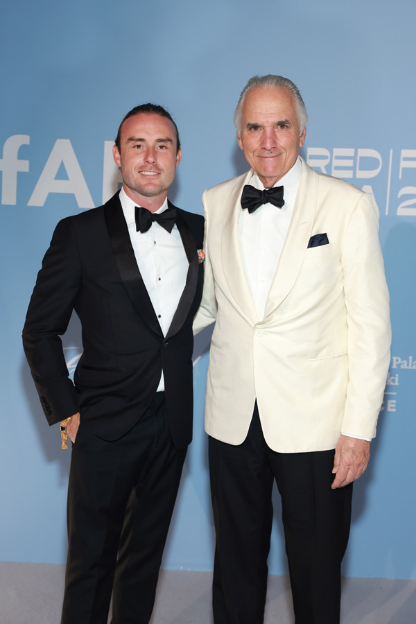 amfAR Trustees Tony Mancilla and Vin Roberti (Photo: Getty Images)